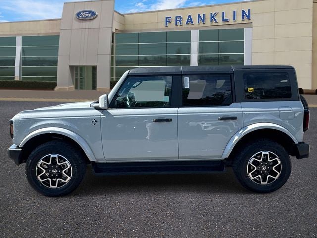 2026 Ford Bronco Outer Banks®