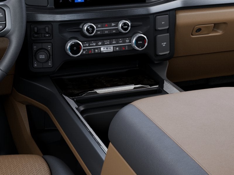 2027 Ford Super Duty F-350® Lariat®