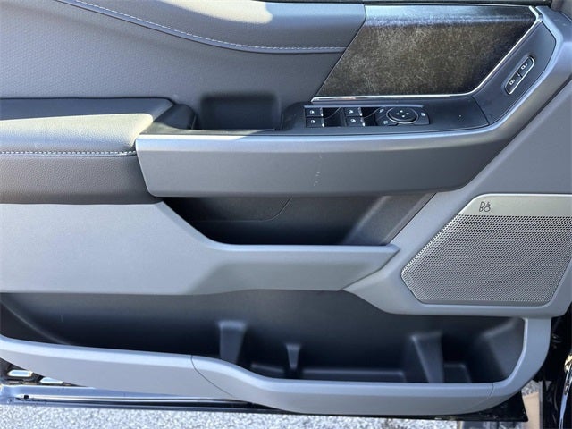 2025 Ford F-150 Lightning Flash™