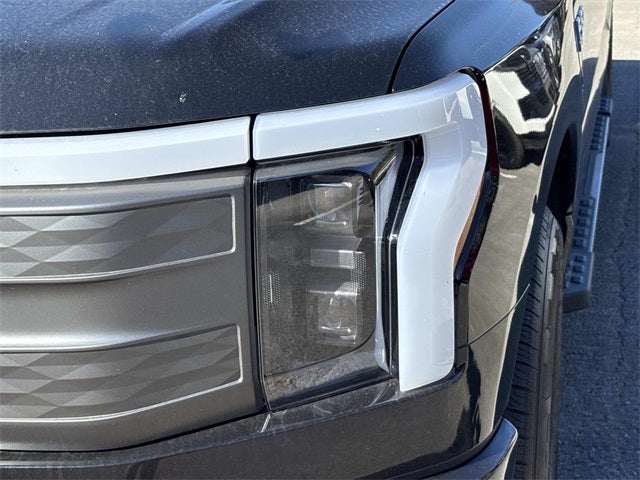 2025 Ford F-150 Lightning Lariat®