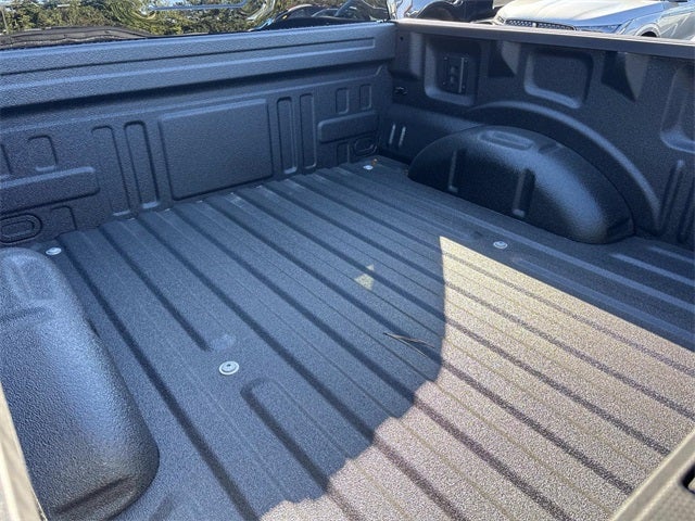 2025 Ford F-150 Lightning Lariat®