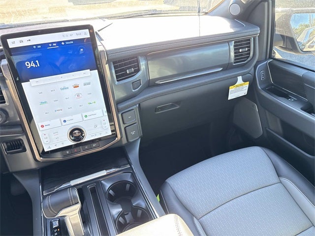 2025 Ford F-150 Lightning Lariat®