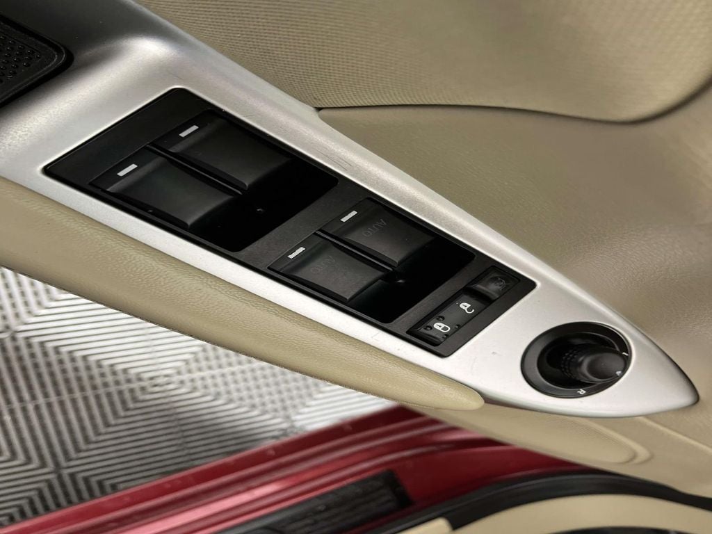 2014 Chrysler 200 Touring Convertible