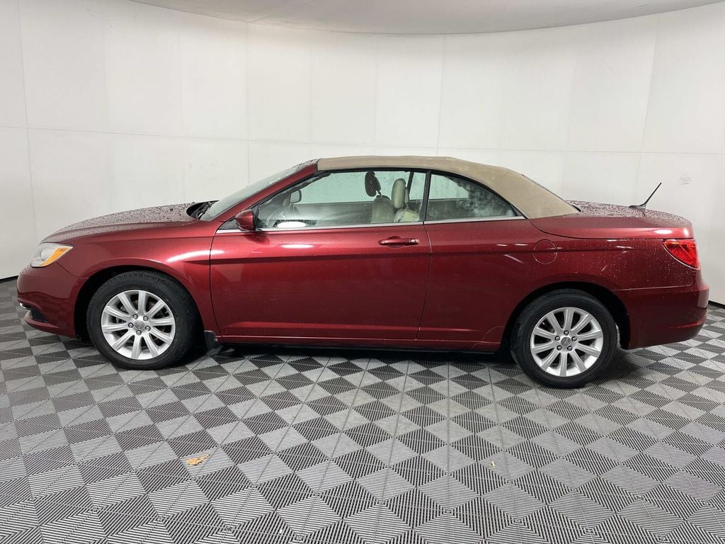 2014 Chrysler 200 Touring Convertible