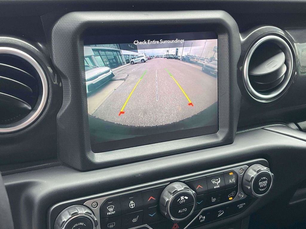 2019 Jeep Wrangler Unlimited Sahara Altitude