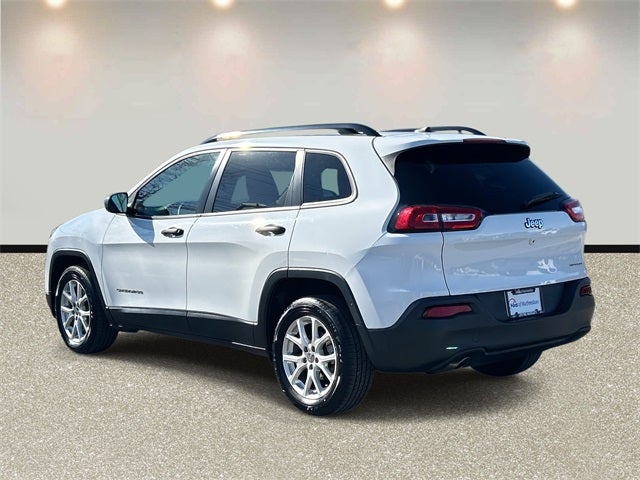 2017 Jeep Cherokee Sport