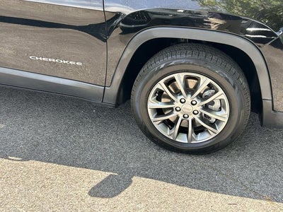 2022 Jeep Cherokee Latitude Lux