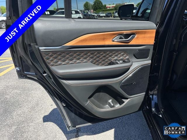 2024 Jeep Grand Cherokee Summit