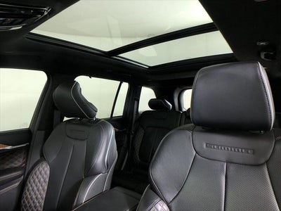 2022 Jeep Grand Cherokee Summit Reserve