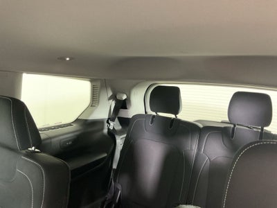 2022 Jeep Grand Cherokee L Laredo