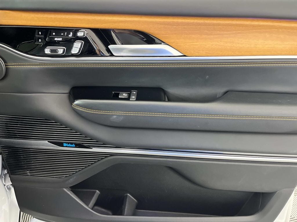 2024 Jeep Grand Wagoneer L Series III