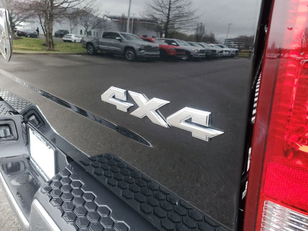 2024 RAM 1500 Classic SLT TRADESMAN