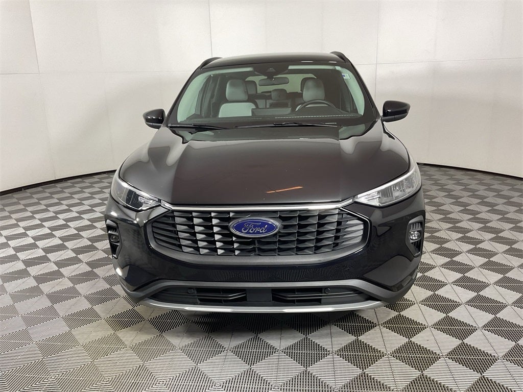 2025 Ford Escape Plug-In Hybrid Base