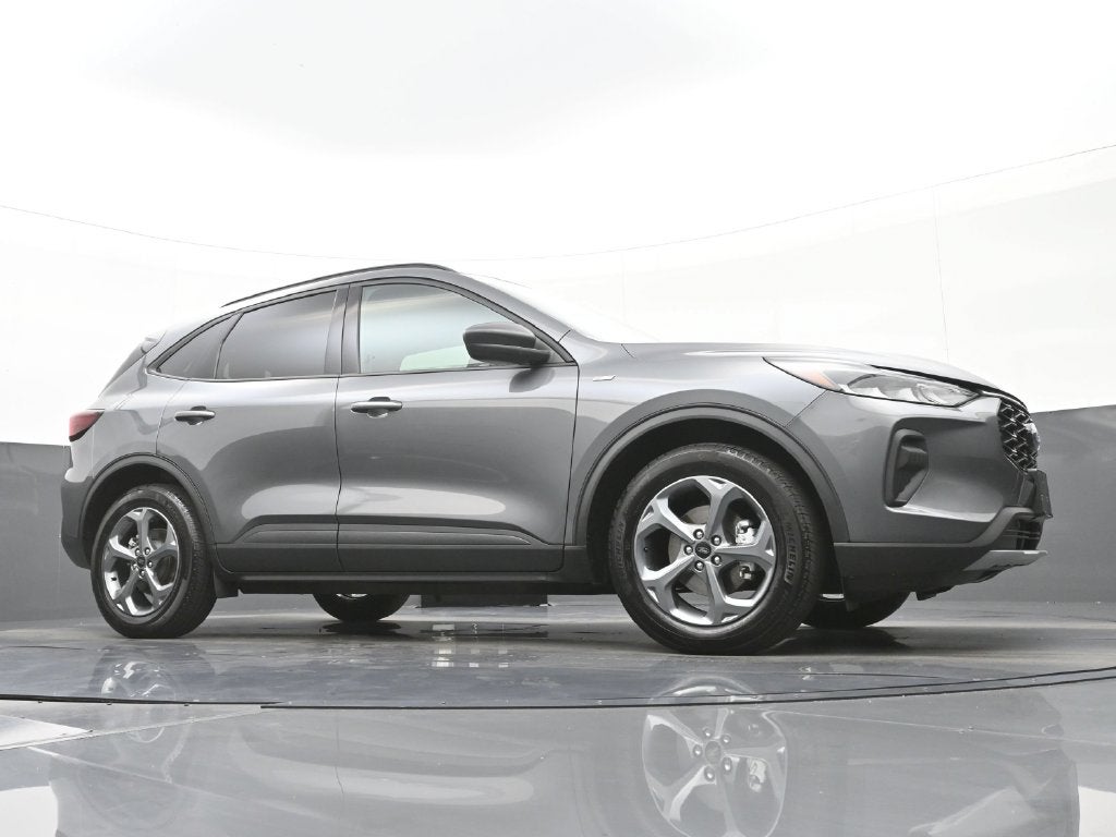 2025 Ford Escape Hybrid ST-Line