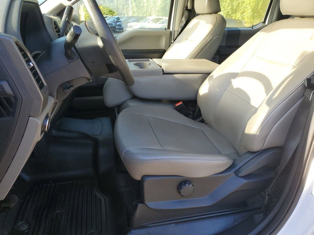 2022 Ford Super Duty F-350 SRW Pickup XL