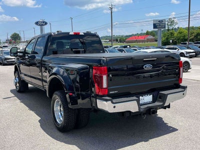 2022 Ford F-350SD Lariat