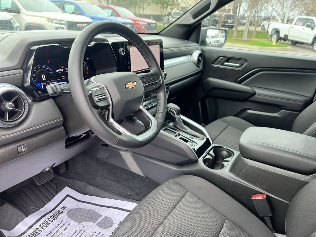 2024 Chevrolet Colorado 2WD LT