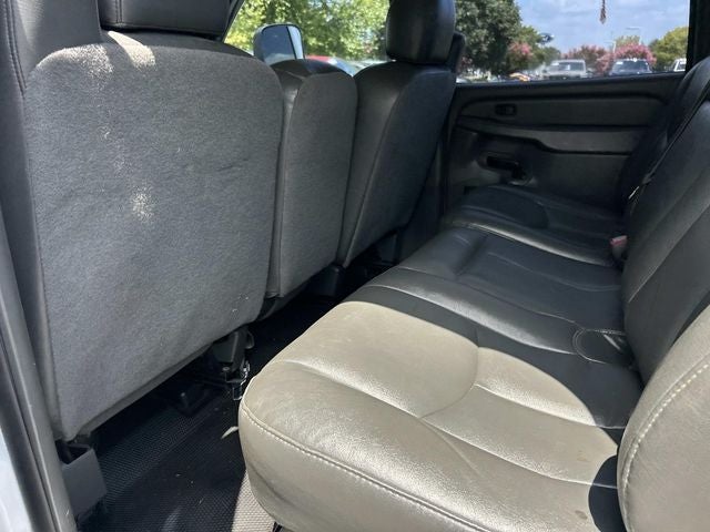 2006 Chevrolet Silverado 3500 Work Truck 167 WB
