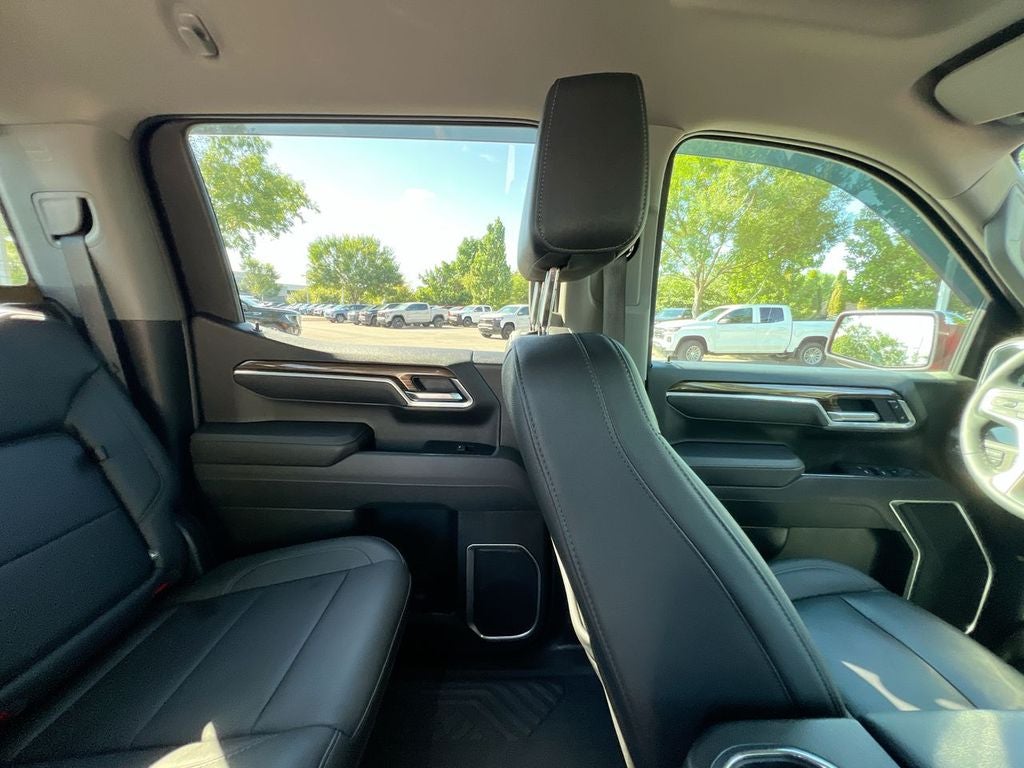 2025 Chevrolet Silverado 1500 LT