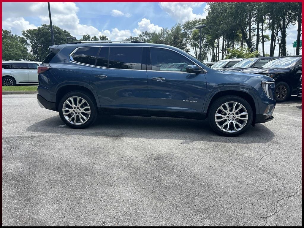 2025 GMC Acadia Denali