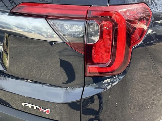 2022 GMC Acadia AT4