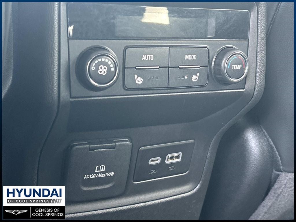 2022 GMC Acadia AT4