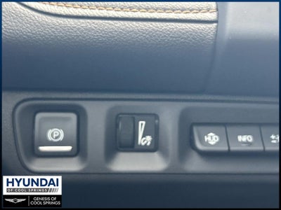 2022 GMC Acadia AT4