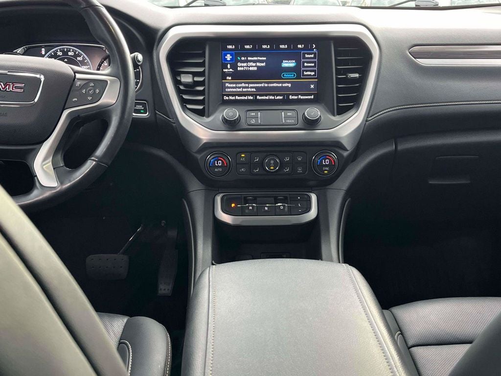2021 GMC Acadia SLT