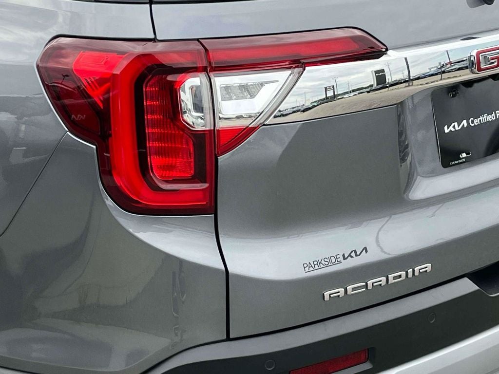 2021 GMC Acadia SLT