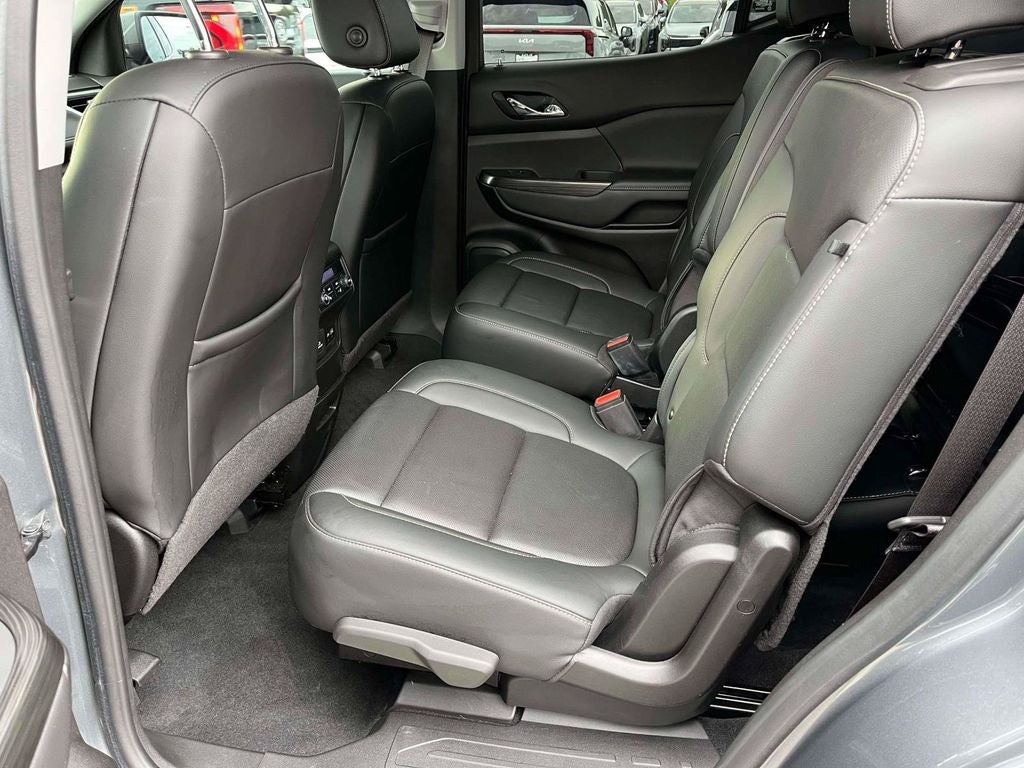 2021 GMC Acadia SLT