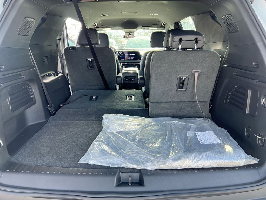 2025 Chevrolet Traverse FWD LT