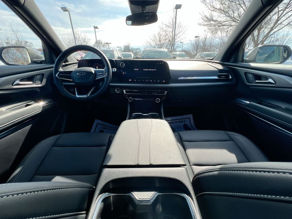 2025 Chevrolet Traverse FWD LT