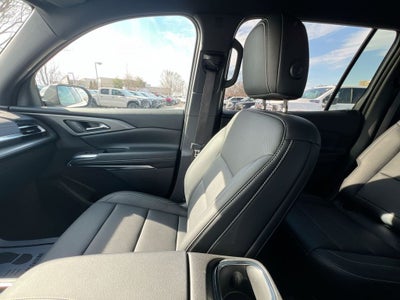 2025 Chevrolet Traverse FWD LT