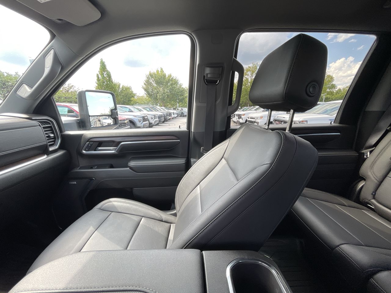 2024 GMC Sierra 3500 SLT