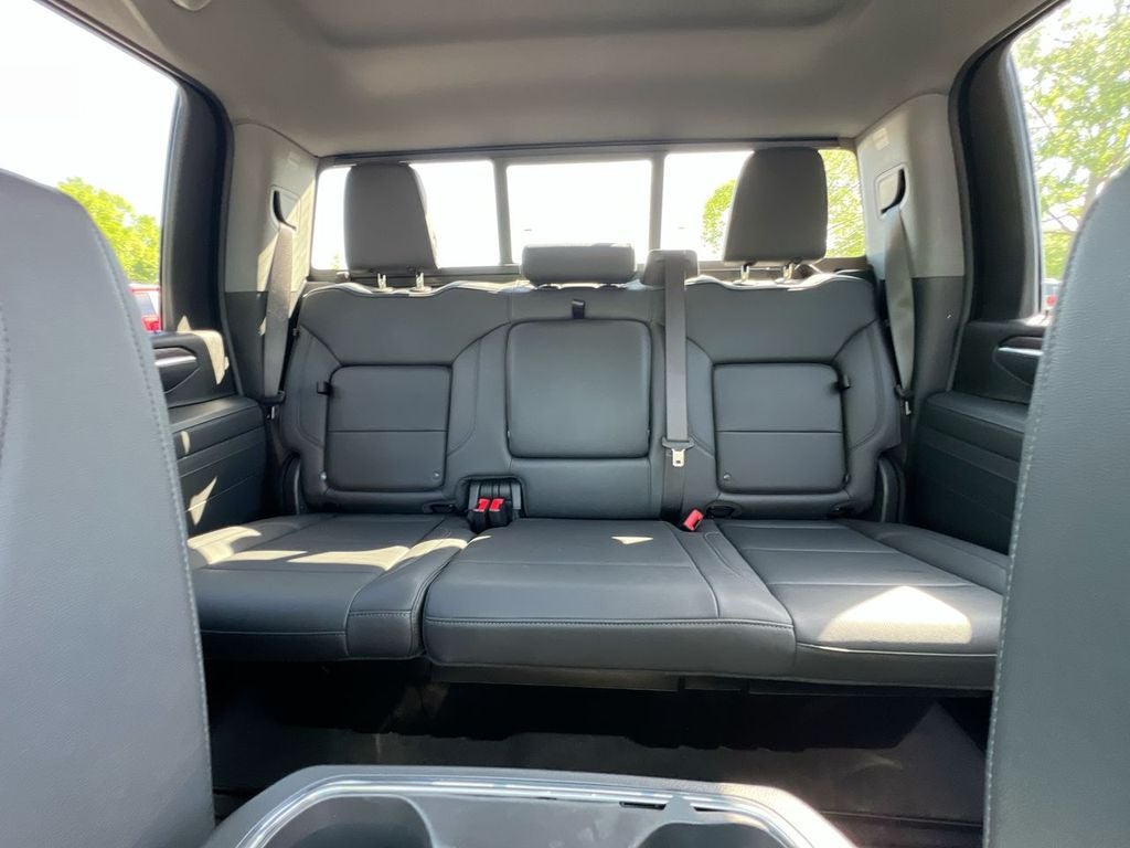 2025 GMC Sierra 2500 SLT