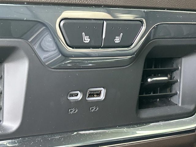 2025 GMC Sierra 2500HD Denali