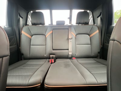 2025 GMC Canyon 4WD AT4