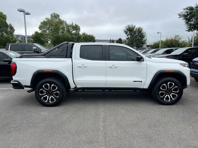 2025 GMC Canyon 4WD AT4
