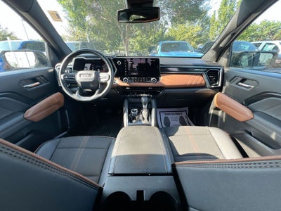 2023 GMC Canyon 4WD AT4