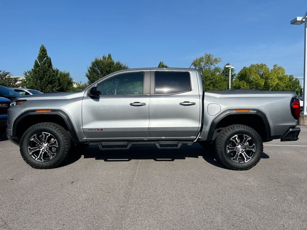 2023 GMC Canyon 4WD AT4