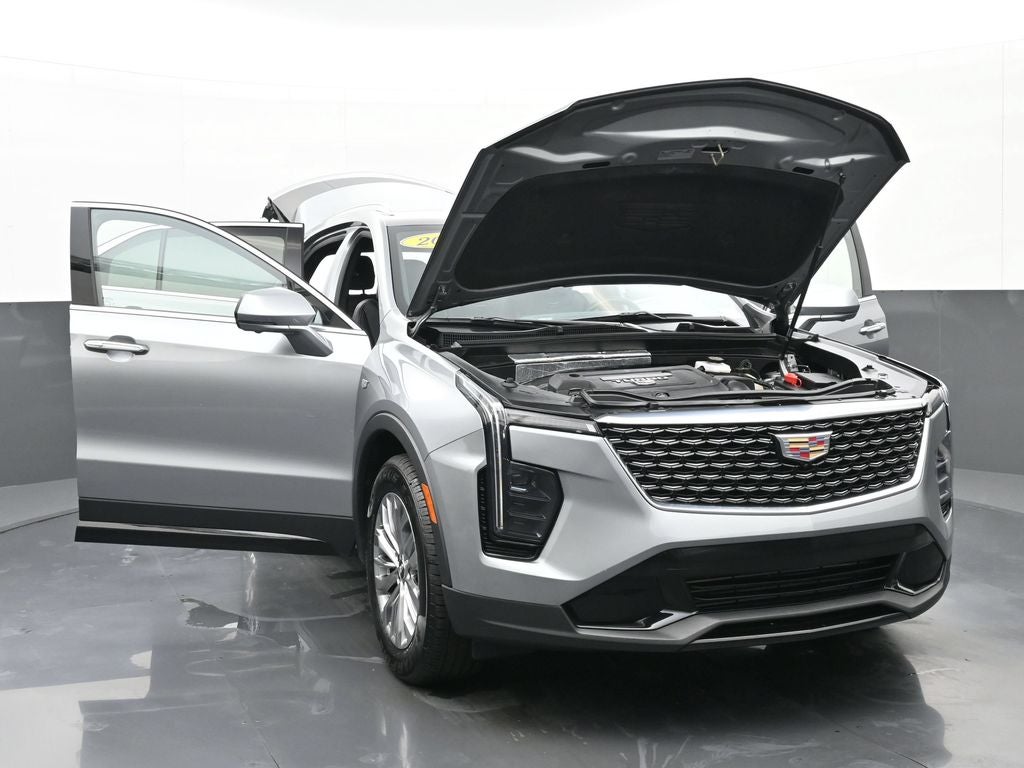 2025 Cadillac XT4 Premium Luxury