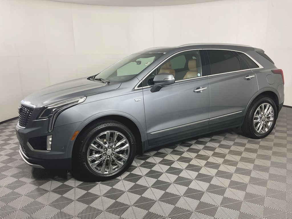 2022 Cadillac XT5 Premium Luxury