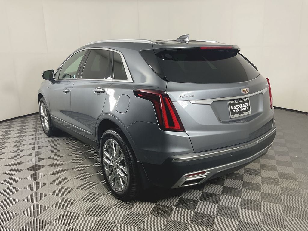 2022 Cadillac XT5 Premium Luxury