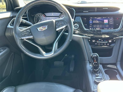 2022 Cadillac XT6 Premium Luxury
