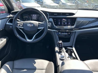 2023 Cadillac XT6 Premium Luxury