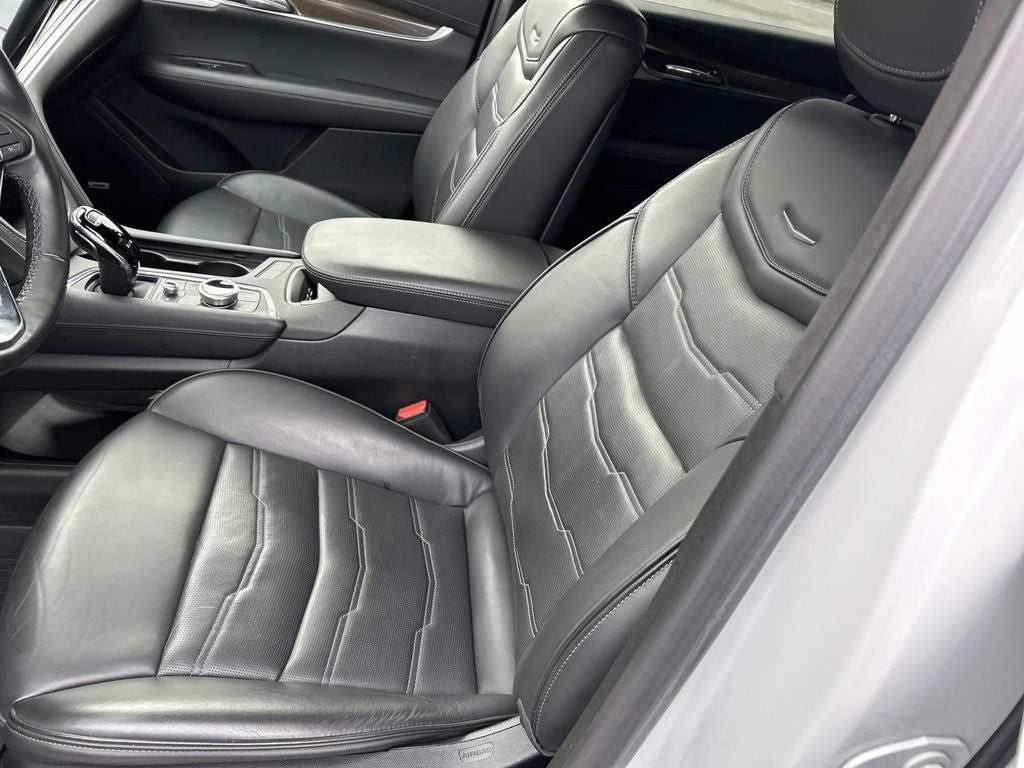 2022 Cadillac XT6 Sport