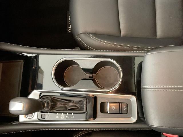 2021 Nissan Altima 2.5 Platinum