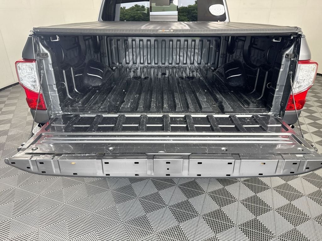 2021 Nissan Titan SV