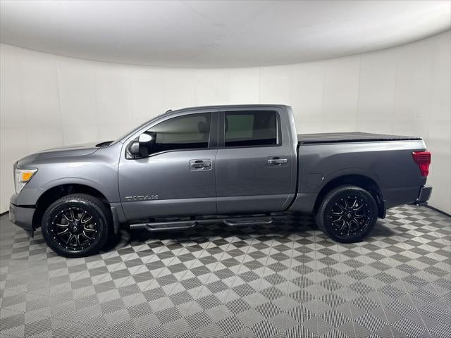 2021 Nissan Titan SV