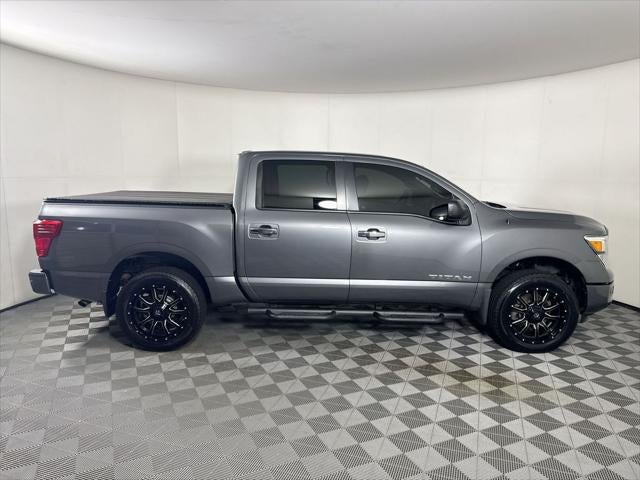 2021 Nissan Titan SV